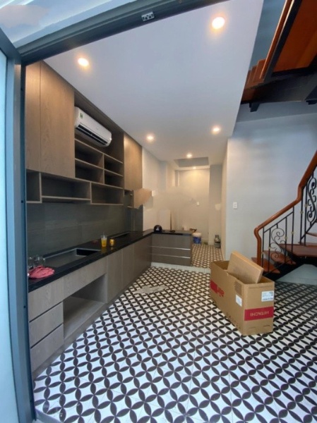 Bán nhà 4 tầng sẵn nội thất cao cấp tại Đường Đoàn Văn Bơ, Phường 14, Quận 4, Hồ Chí Minh
